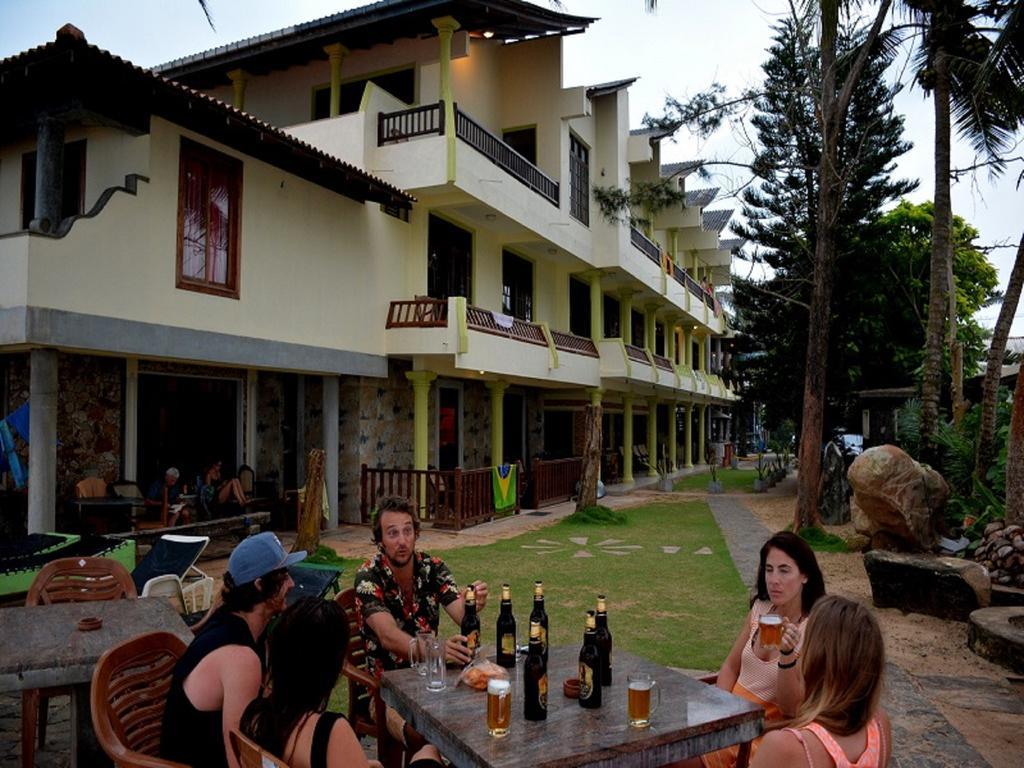 Time N Tide Beach Resort Hikkaduwa Εξωτερικό φωτογραφία